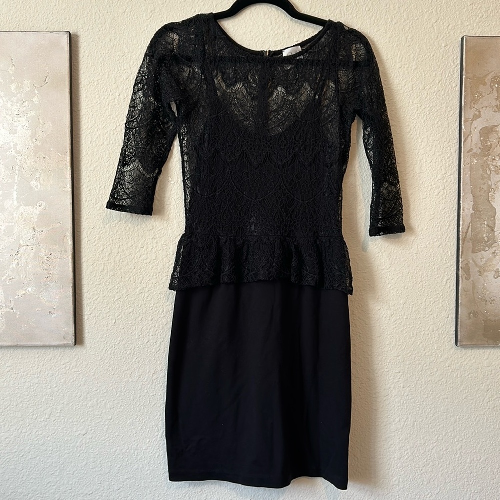 Anthropologie Julienne W lace peplum bodycon LBD dress